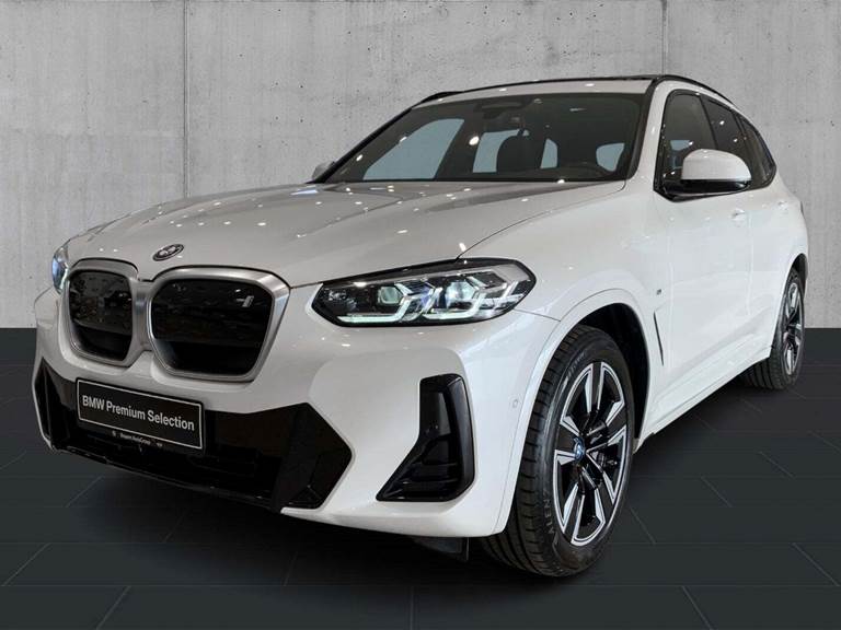 BMW iX3 Charged M-Sport