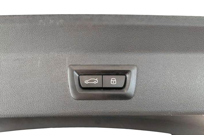 Hvid BMW iX3 fra 2023