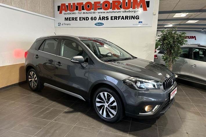 Grå Suzuki S-Cross fra 2019