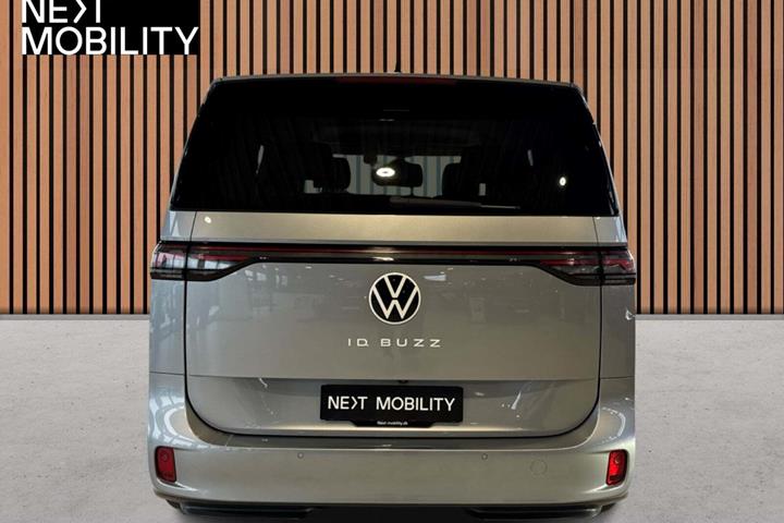 Sølv VW ID.Buzz fra 2024