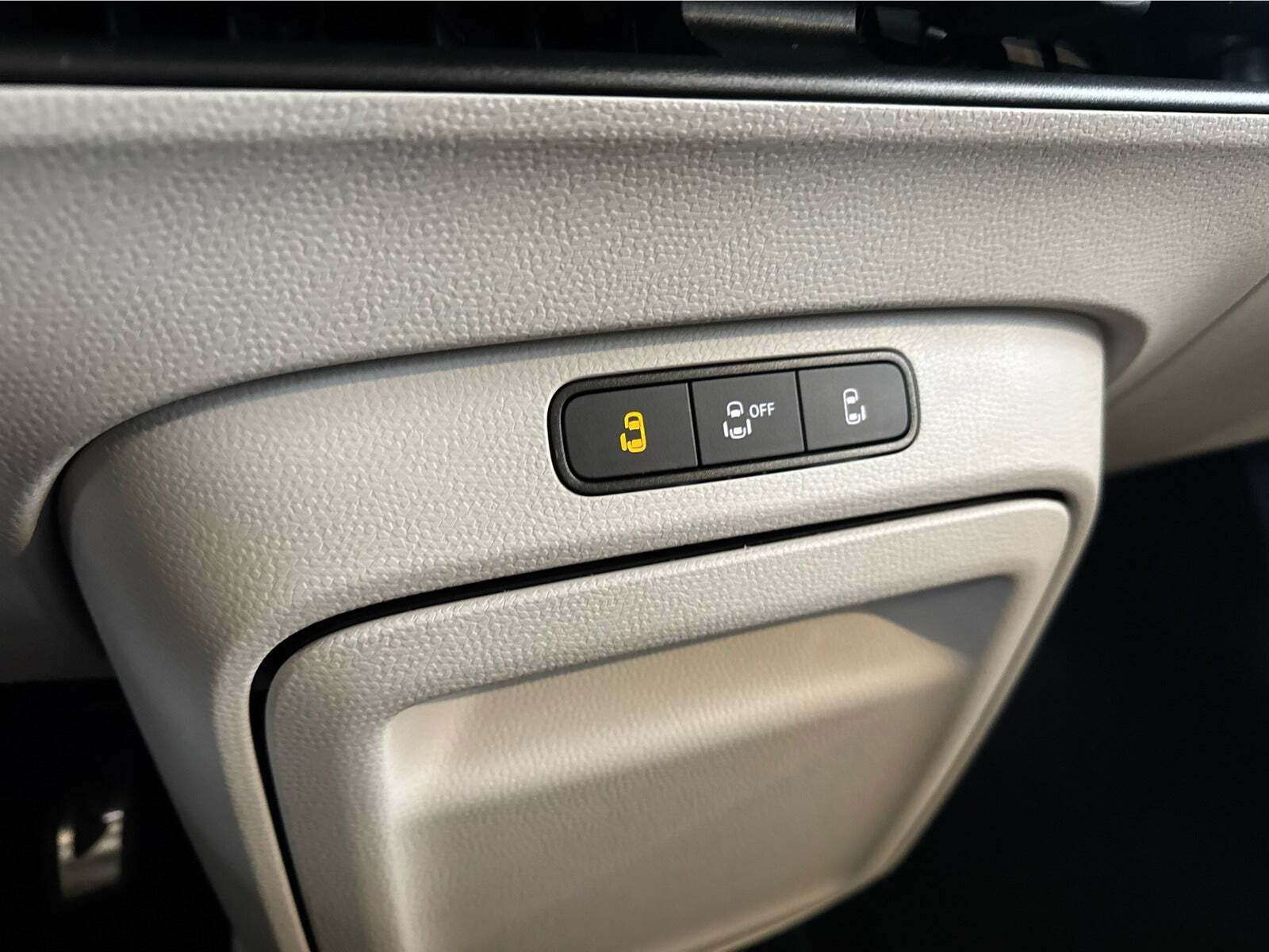 Sølv VW ID.Buzz fra 2024