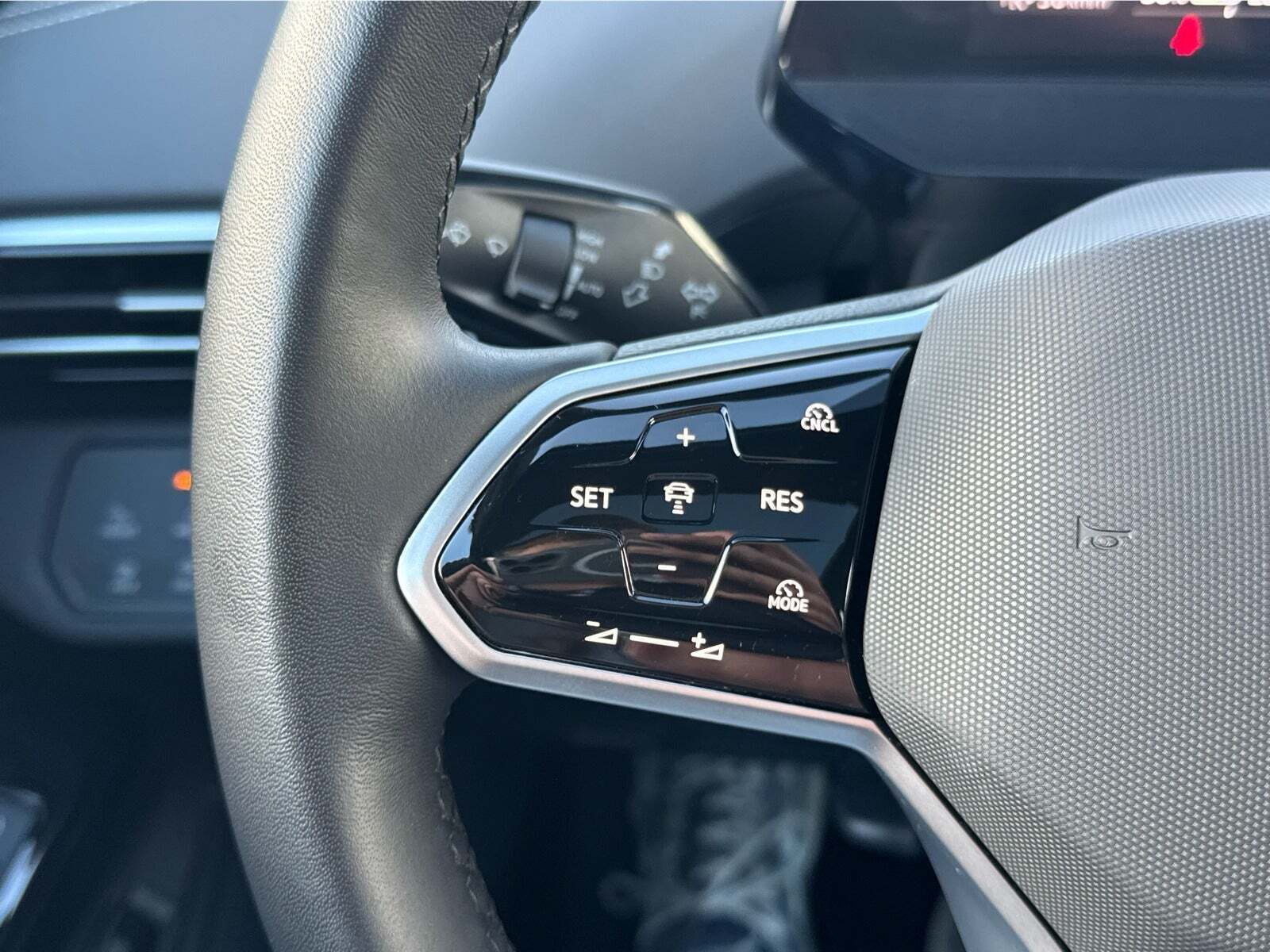 Hvid VW ID.5 fra 2025