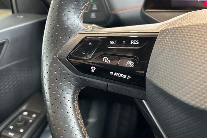 Blå Cupra Born fra 2022