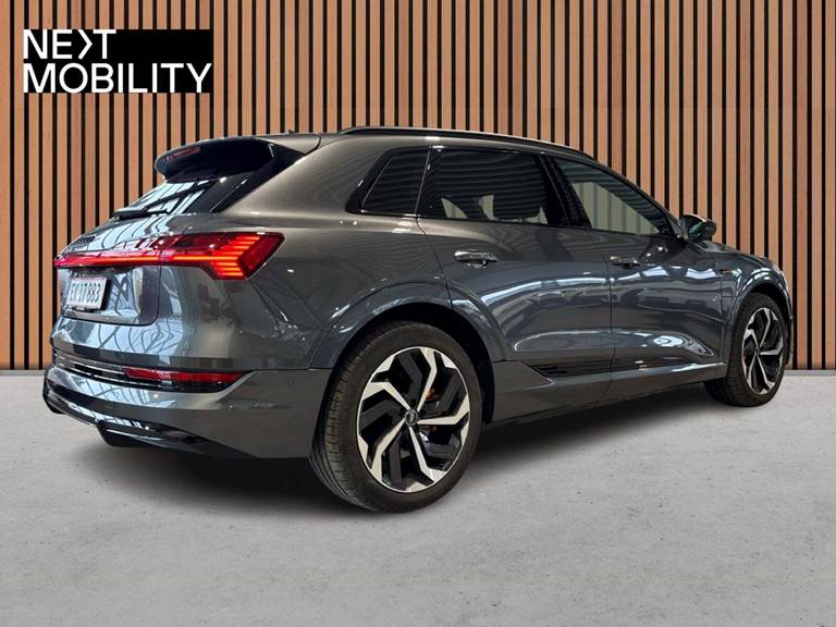Audi e-tron 55 S-line quattro