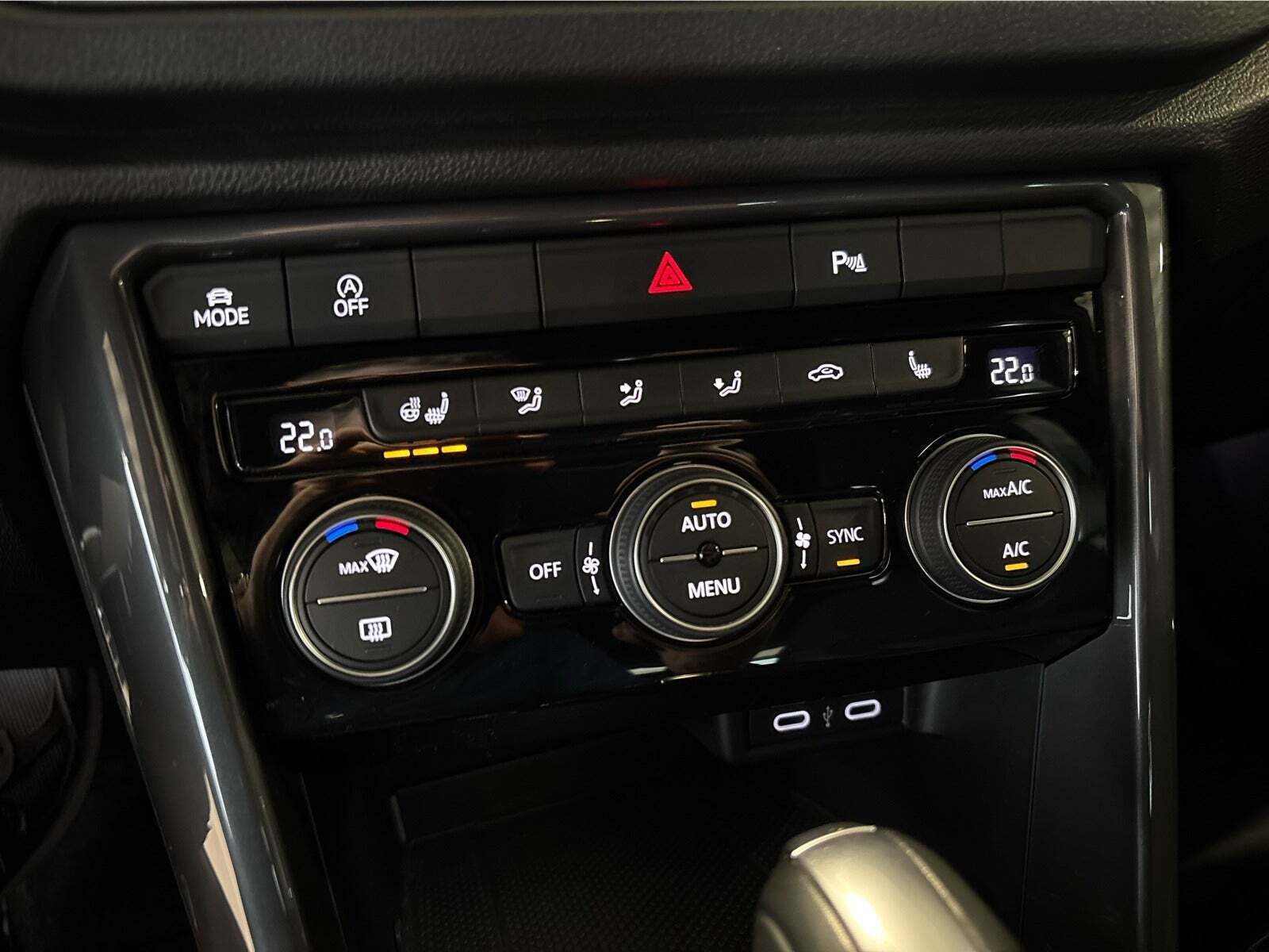 Grå VW T-Roc fra 2022