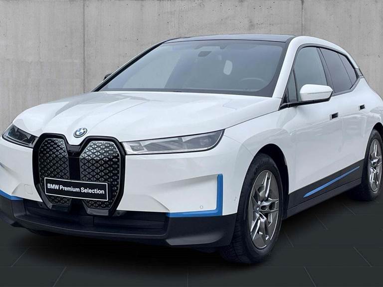 BMW iX xDrive40 Supercharged