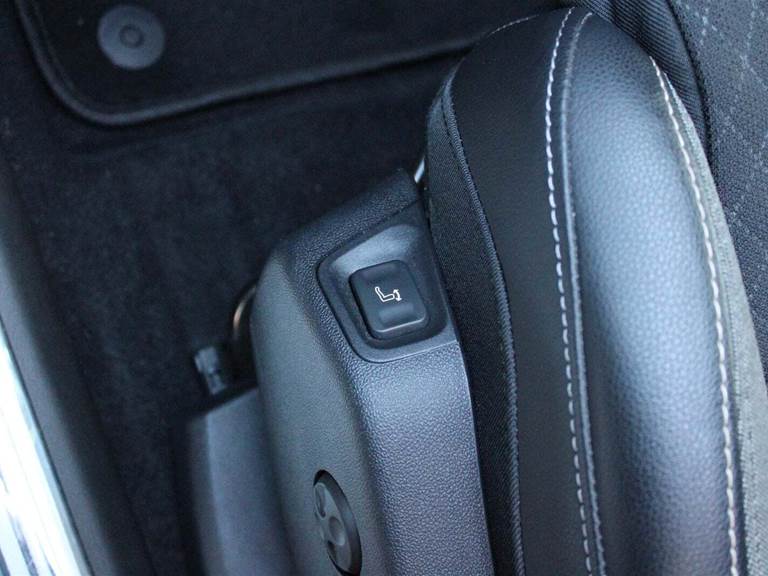 Opel Grandland X 1,6 Hybrid Cosmo Prestige aut.