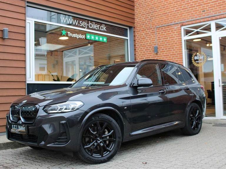 BMW iX3 Charged M-Sport