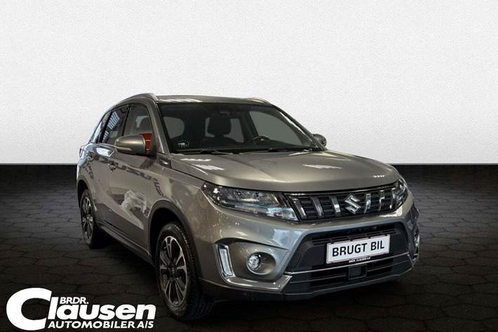 Grå Suzuki Vitara fra 2022