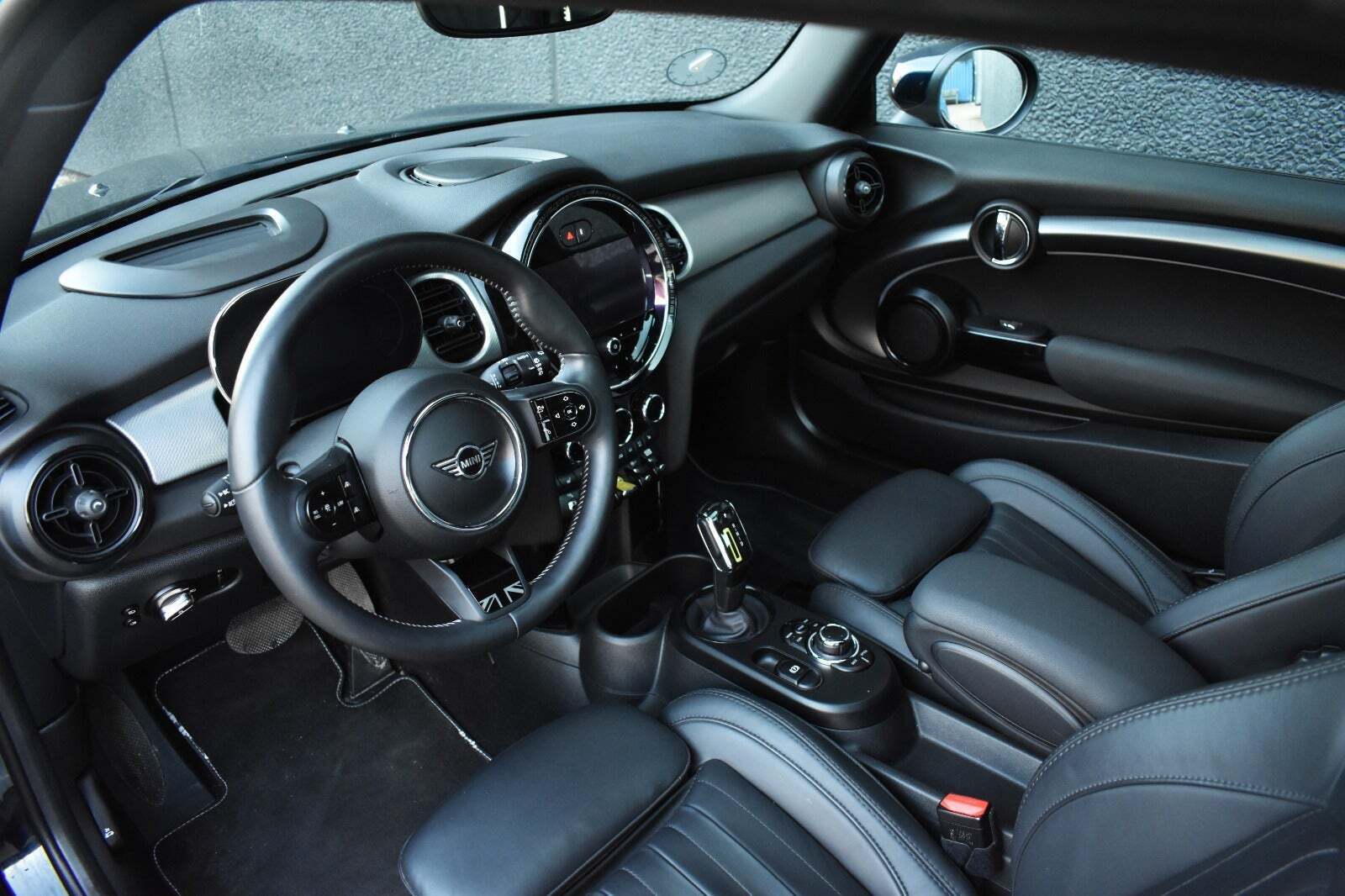 Mini Cooper SE Yours Trim