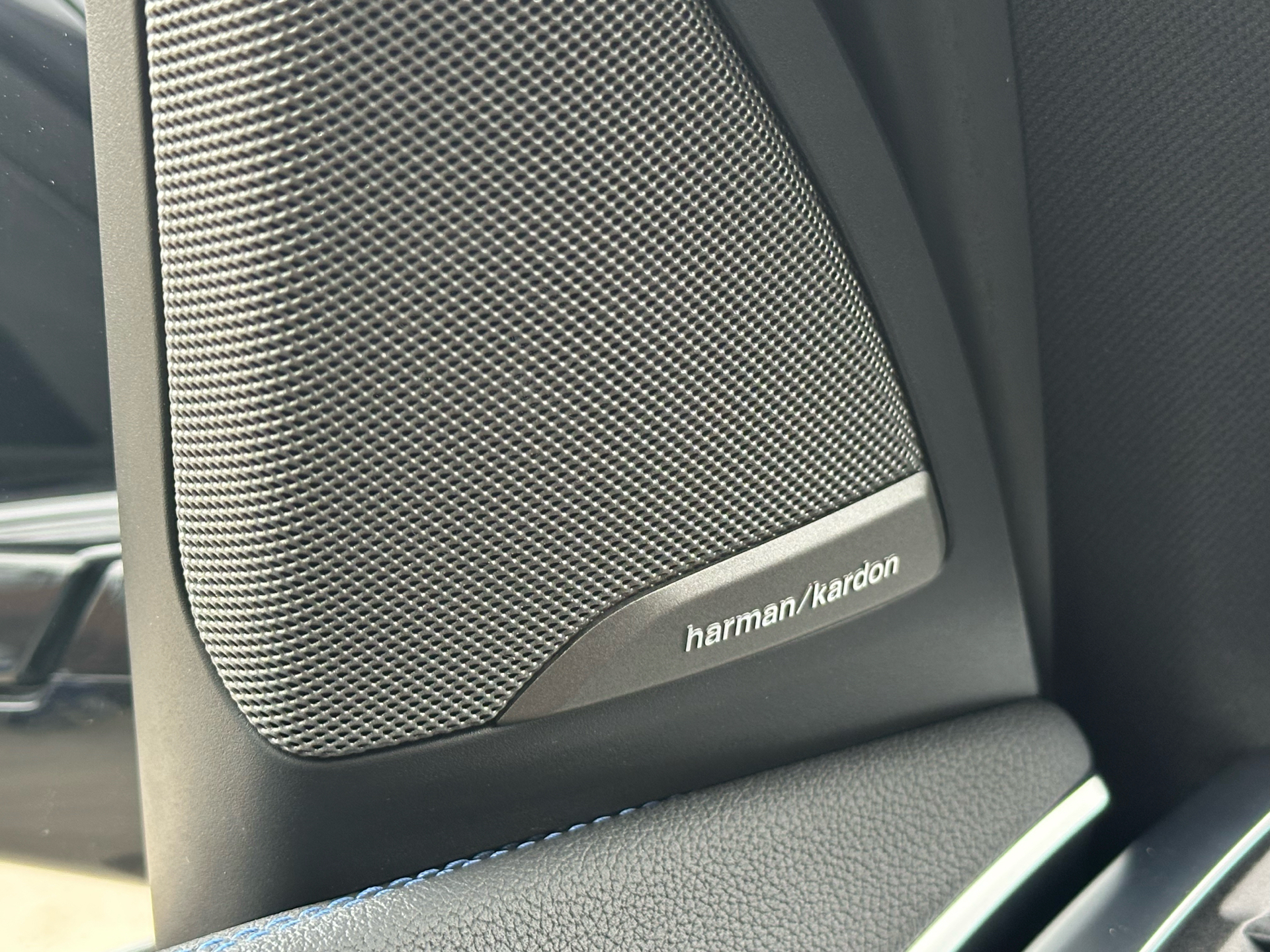 Sort BMW iX3 fra 2023