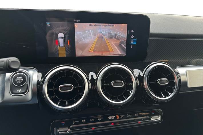 Sort Mercedes GLB200 d fra 2021