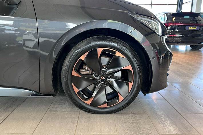 Grå Cupra Born fra 2024