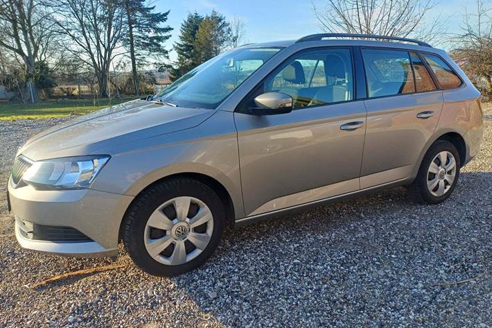 undefined Skoda Fabia fra 2017 set udefra
