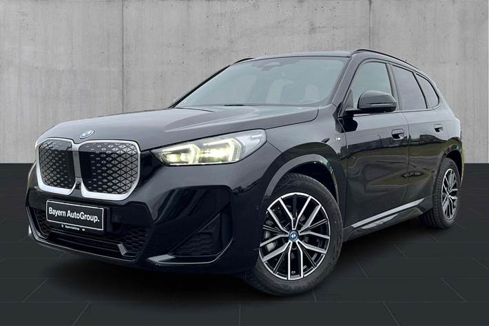 Sort BMW iX1 fra 2025