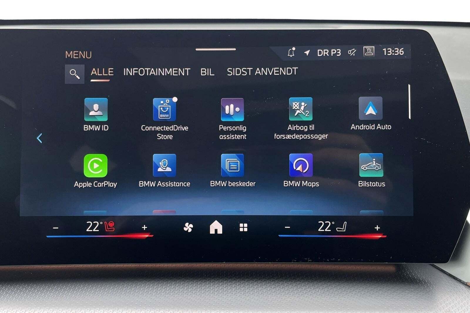 Sort BMW iX1 fra 2025