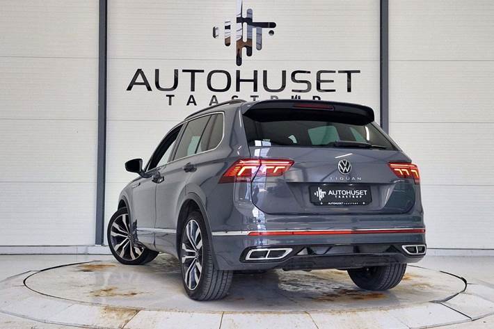 Grå VW Tiguan fra 2021