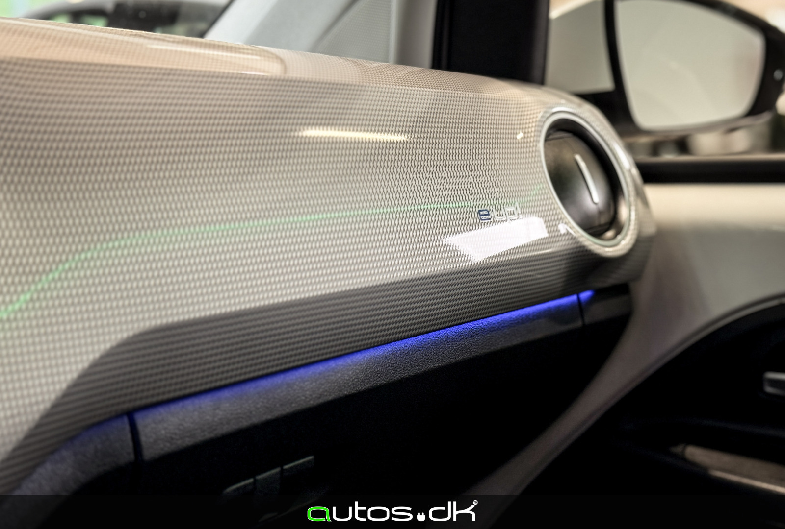 Hvid VW E-UP! fra 2023