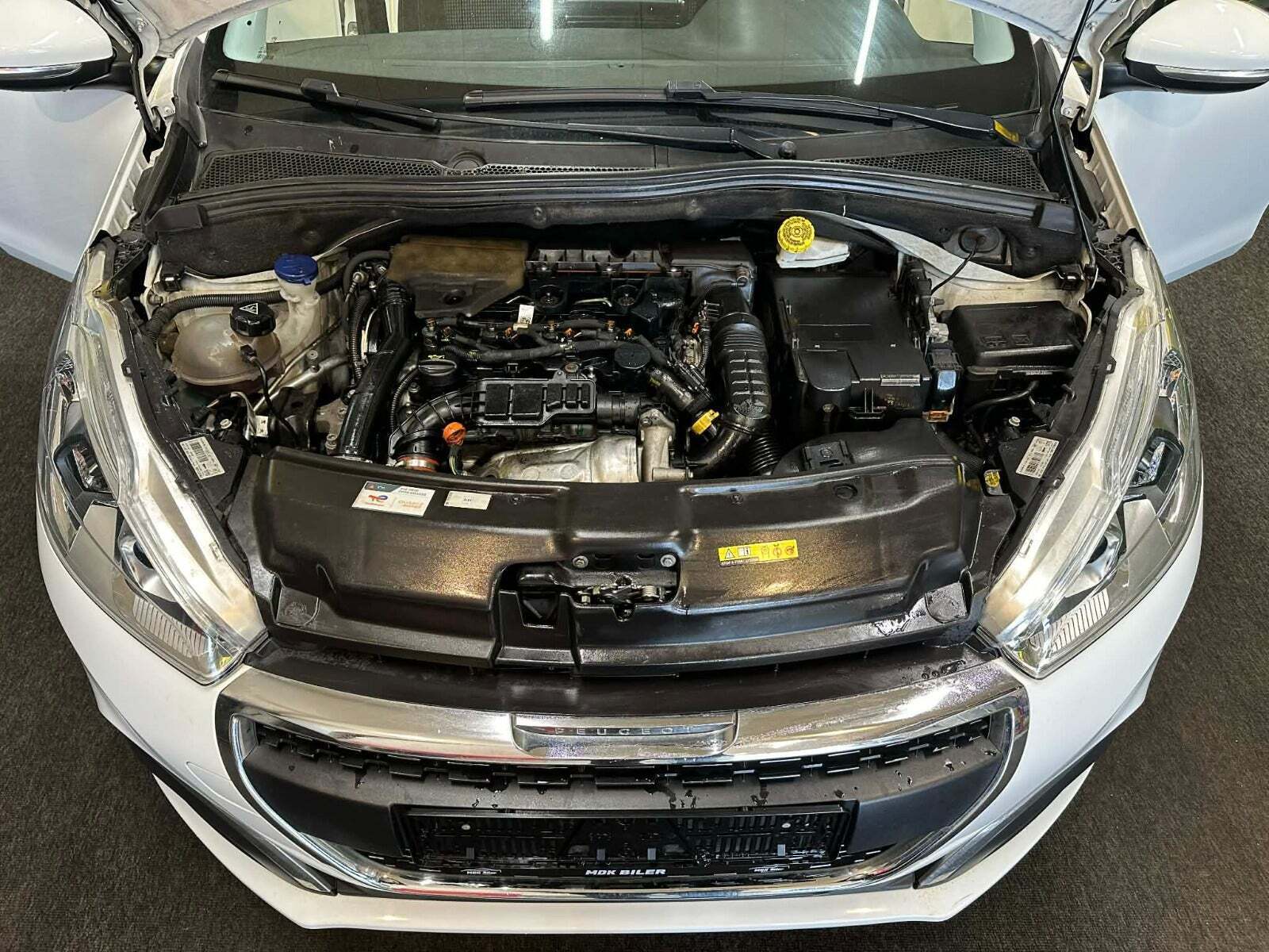 Hvid Peugeot 208 fra 2019