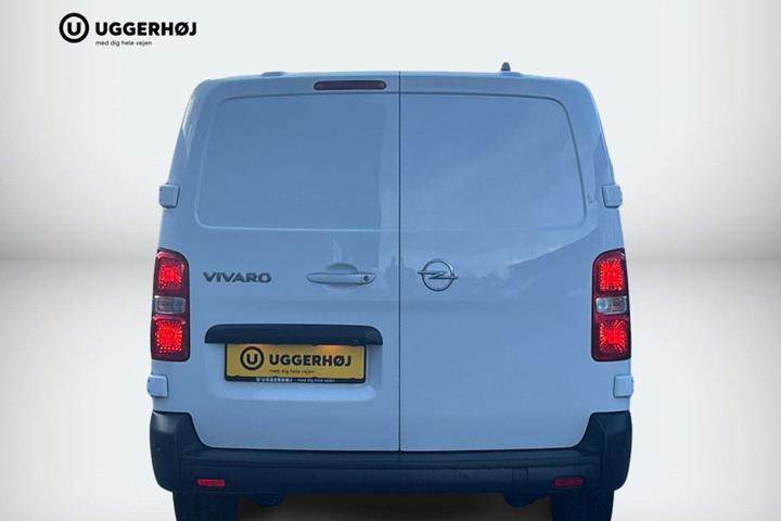 Hvid Opel Vivaro fra 2023