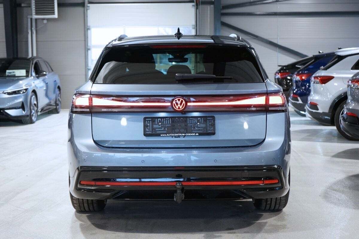 Blå VW ID.7 fra 2025