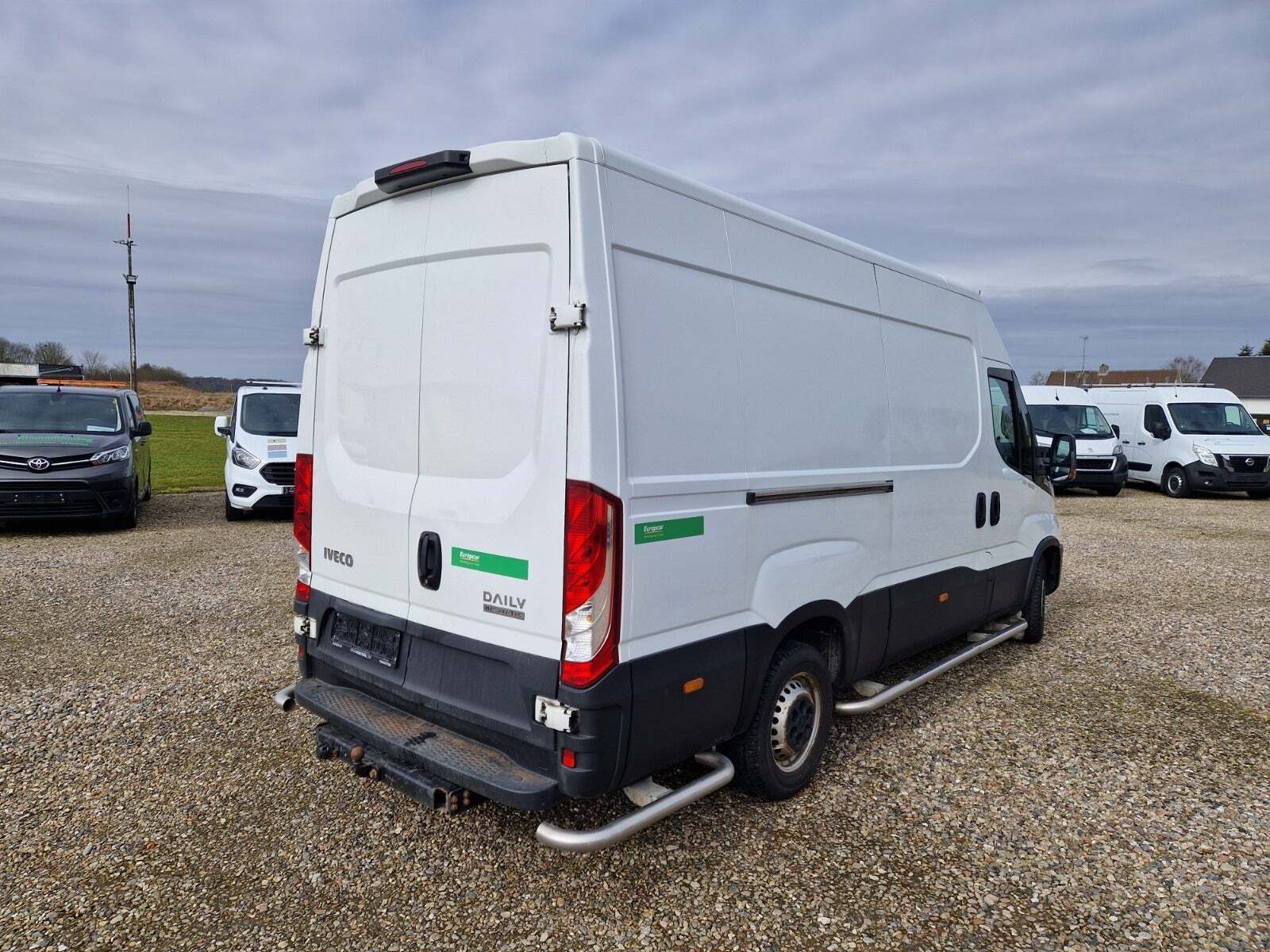 Iveco Daily 2,3 35S14 12m³ Van AG8