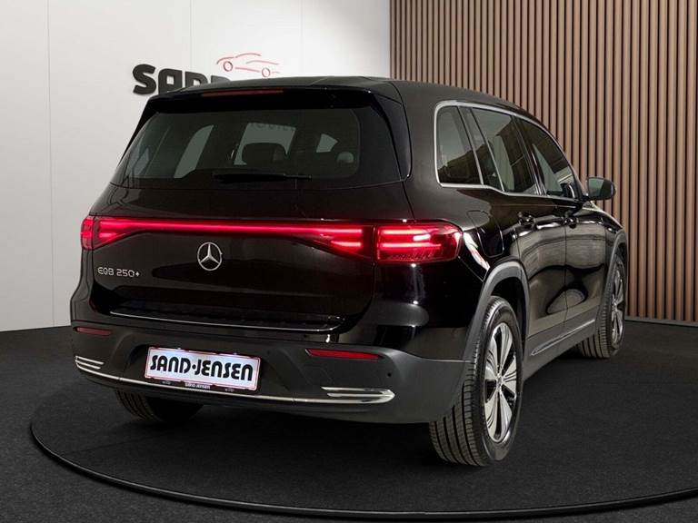 Mercedes EQB250+ Progressive Advance