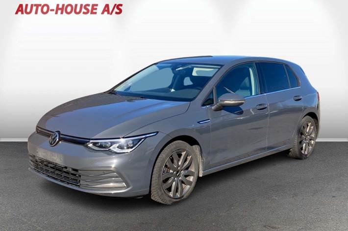 Grå VW Golf VIII fra 2020