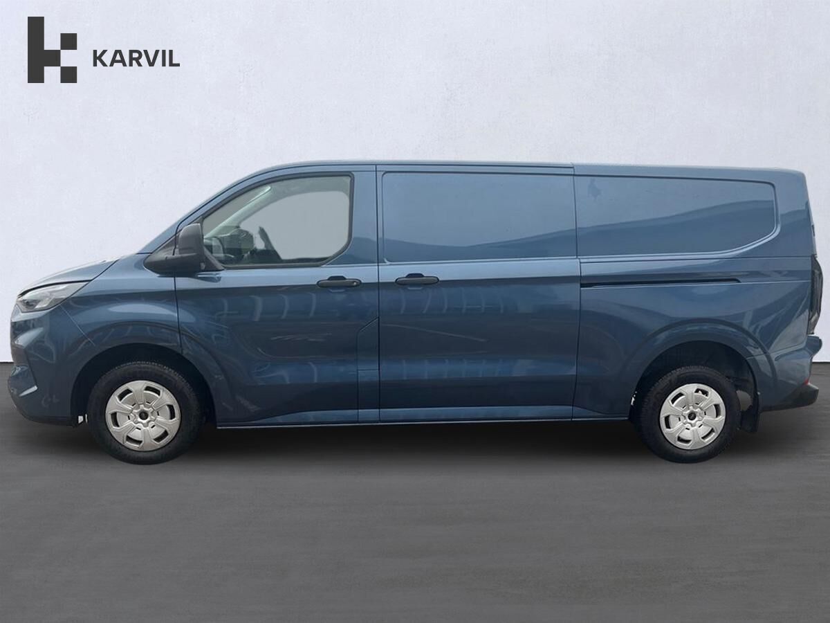 Blå Ford Transit Custom 300 L2 fra 2025