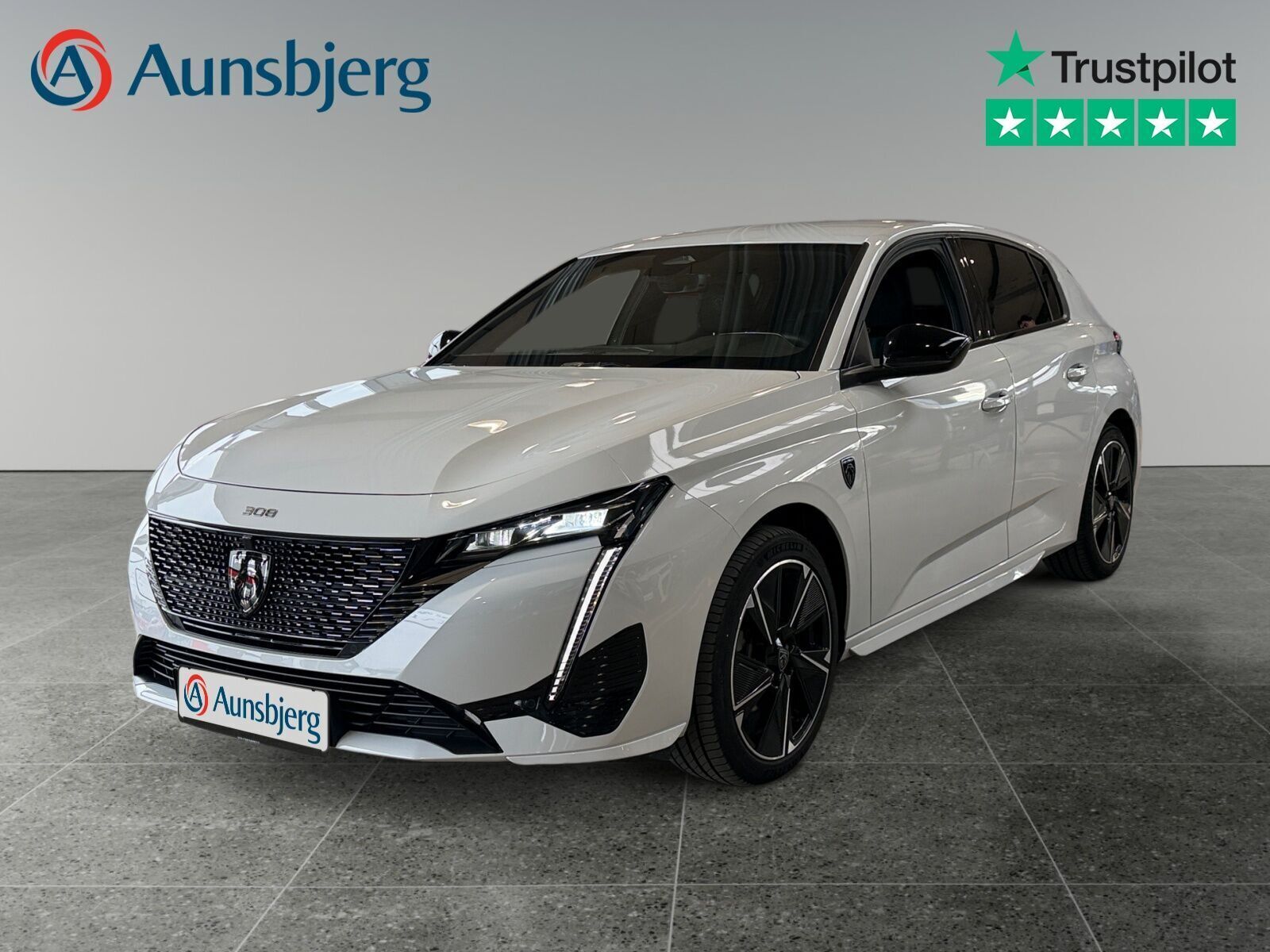 Hvid Peugeot E-308 fra 2024