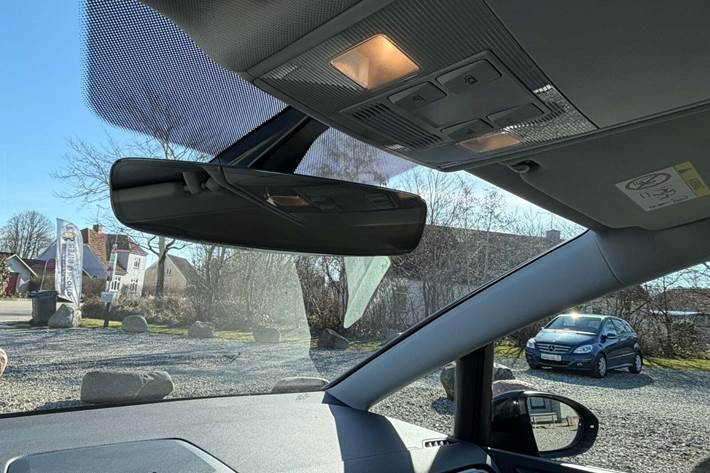 Sort VW Golf Sportsvan fra 2018