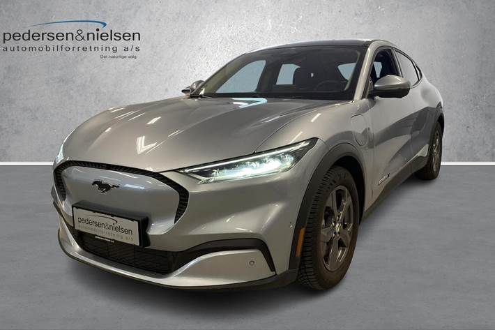 Sølv Ford Mustang Mach-E fra 2022