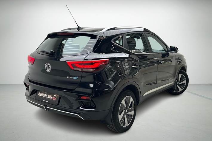 Sort MG ZS EV fra 2023