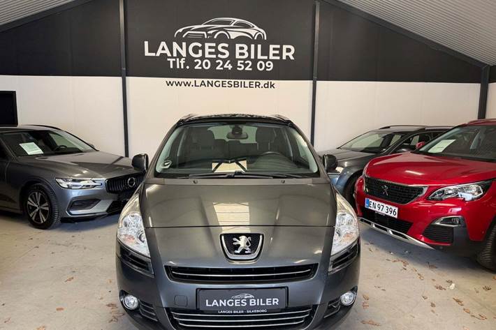 Grå Peugeot 5008 fra 2012