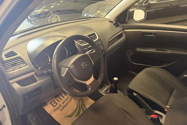 Hvid Suzuki Swift fra 2011