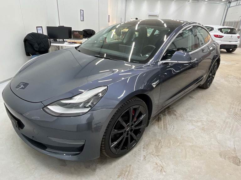 Tesla Model 3 Performance AWD