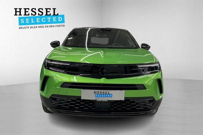 Grøn Opel Mokka-e fra 2023