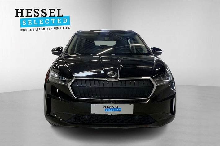 Sort Skoda Enyaq fra 2023