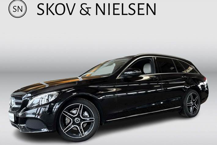 Sort Mercedes C220 d fra 2016