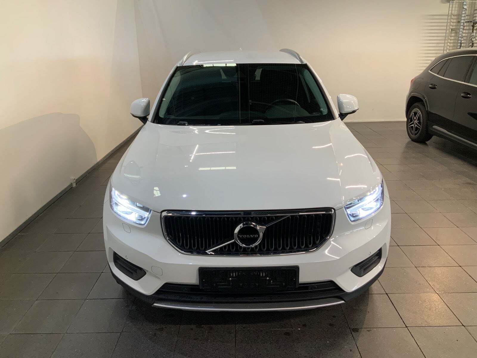 Volvo XC40 2,0 T4 190 Momentum aut.