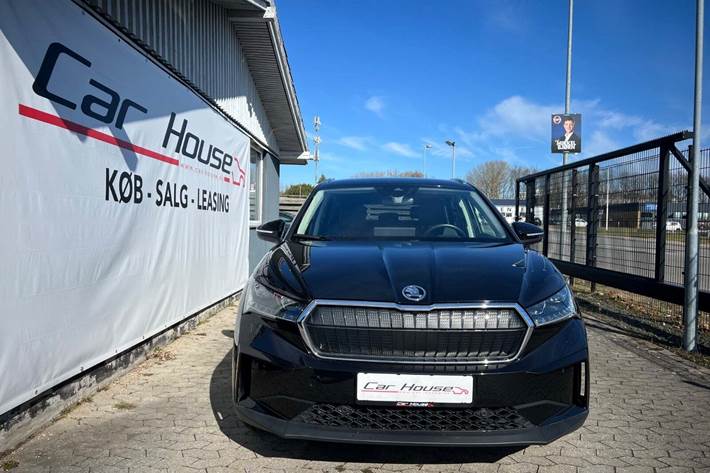 Sort Skoda Enyaq fra 2022