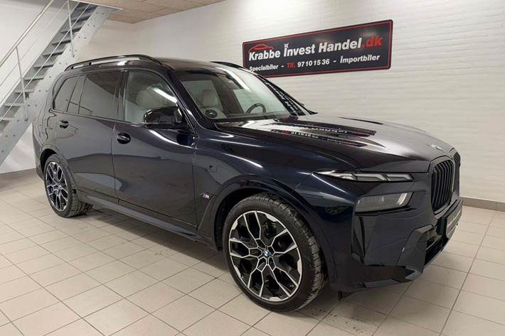 Sort BMW X7 fra 2023