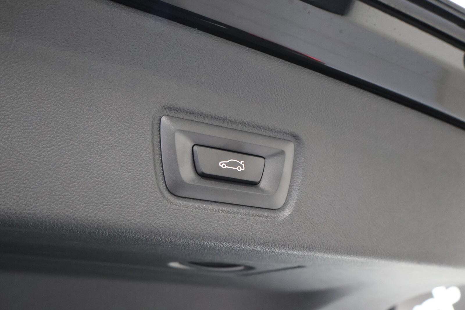 Sort BMW i4 fra 2025