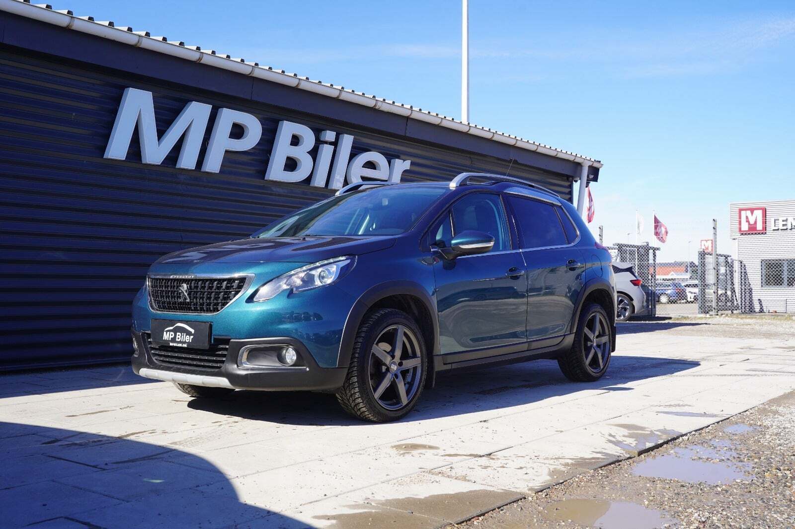 Peugeot 2008 1,6 BlueHDi 100 Allure Sky