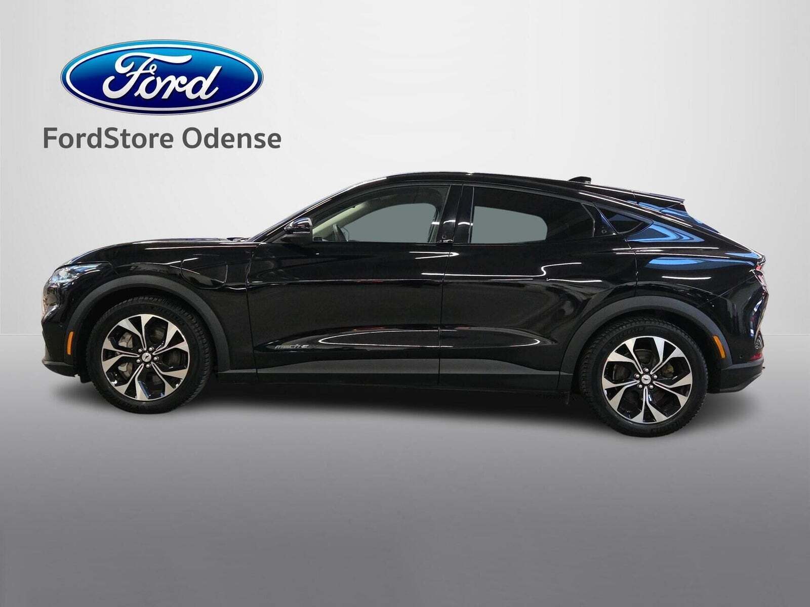 Ford Mustang Mach-E 88 Extended Range