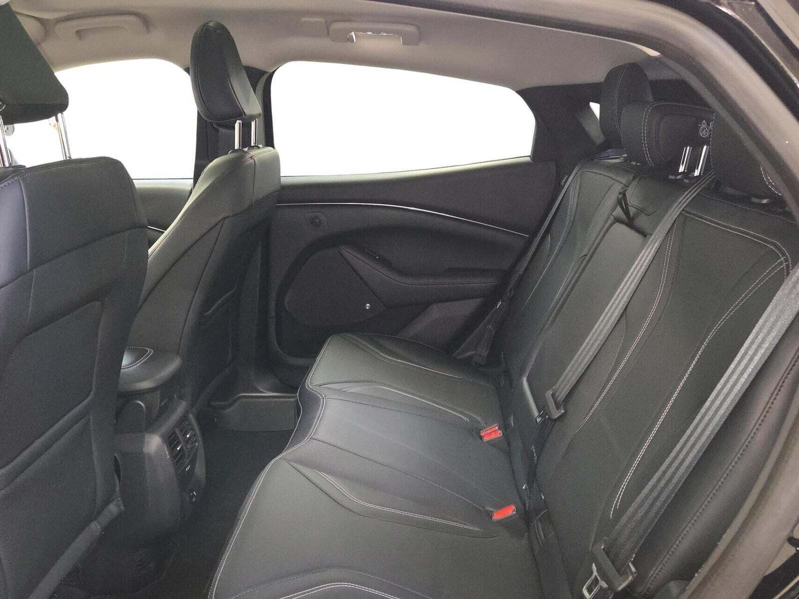 Ford Mustang Mach-E 88 Extended Range