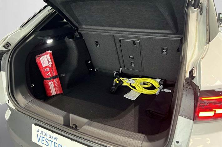 Hvid VW ID.4 fra 2025