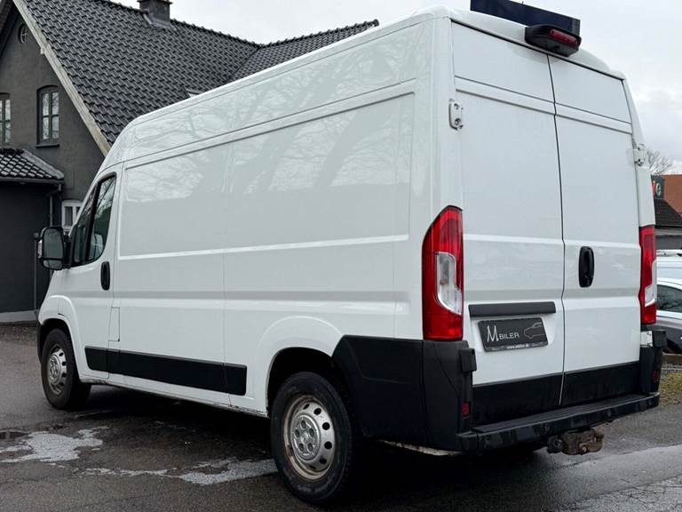 Peugeot Boxer 335 2,0 BlueHDi 163 L2H2 Premium