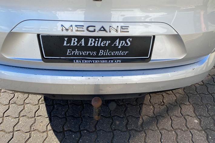 Sølv Renault Megane IV fra 2020