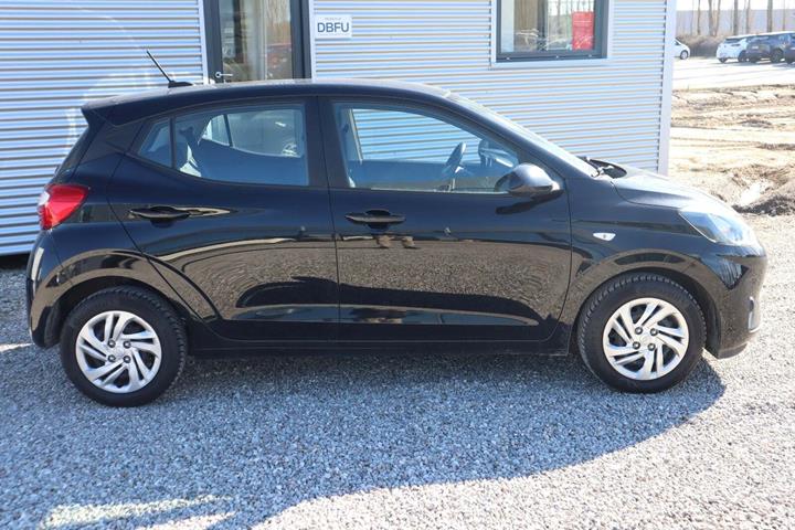 Sort Hyundai i10 fra 2021